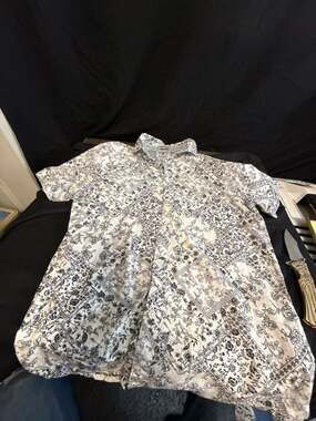 Recess Men's Short Sleeve Button-Up Shirt, White and Navy Blue Floral, Slim Fit,